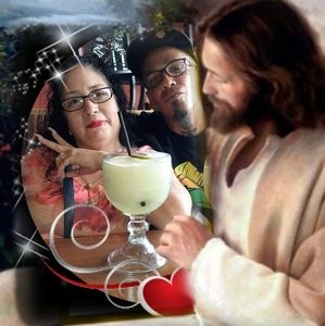 Meet your Posher, Gloria